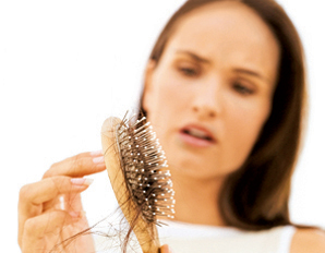 caida belleza, cabello, pelo, trucos de belleza, caida del cabello, Chicas tips, moda cabello 2011, brillo, caspa