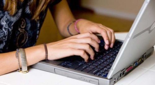 Consejos para ligar, ¡seduce a ese chico que te vuelve loca! 11 trucos para ligar a traves de internet