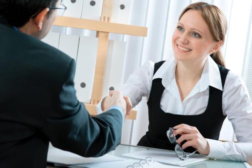 Cómo vestirse para una entrevista de trabajo 9 como vestirse para una entrevista de trabajo