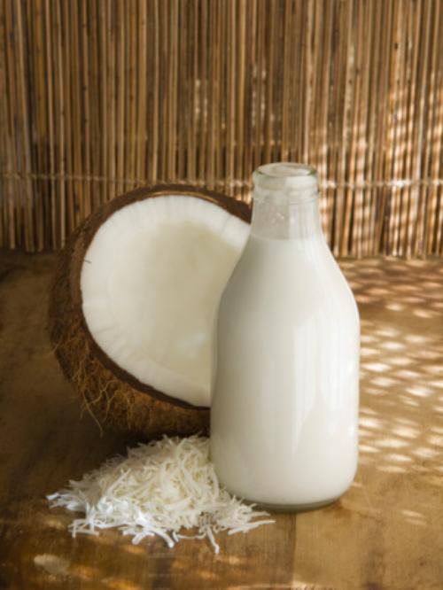 Exfoliante casero para la cara y cuerpo, ¡Con aroma frutal! 9 exfoliante casero de coco