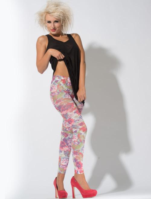 Ropa alternativa, un look casual y cómodo 15 leggins estampados bershka 2013