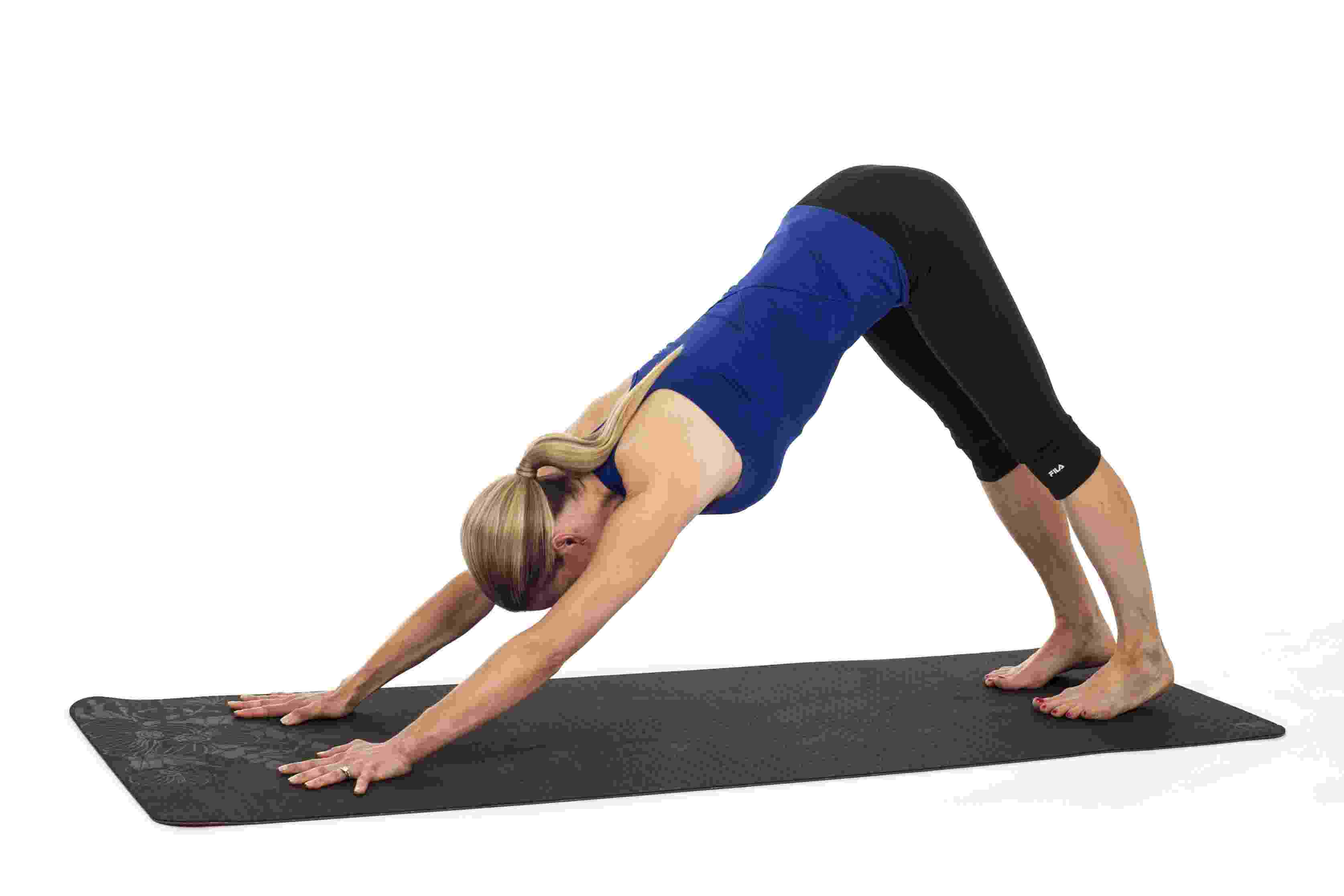 Posturas de yoga básicas y fáciles 13 posturas yoga el perrito