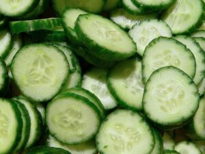 Cómo aclarar las axilas oscuras 10 pepino para las espinillas en la cara