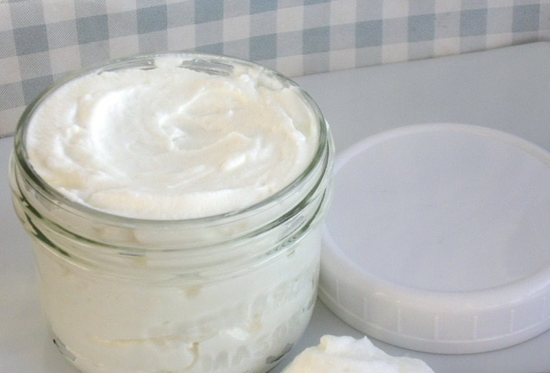 Cómo alisar el pelo de forma natural 13 yogourt