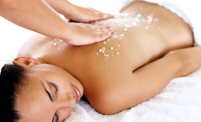 Consejos para lucir una piel renovada 5 exfoliante